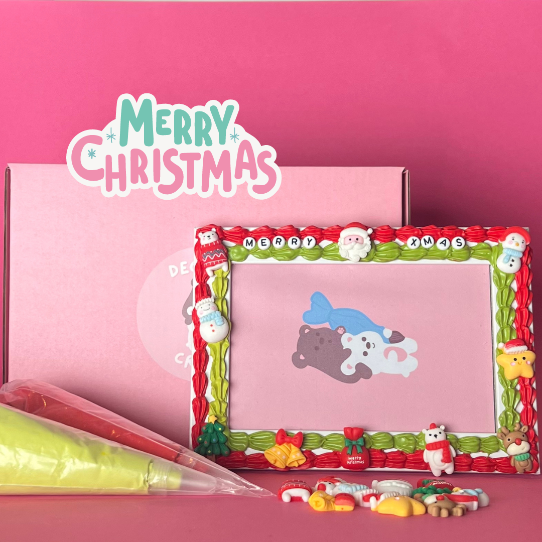 Red and White Christmas - Crafting Paper Package