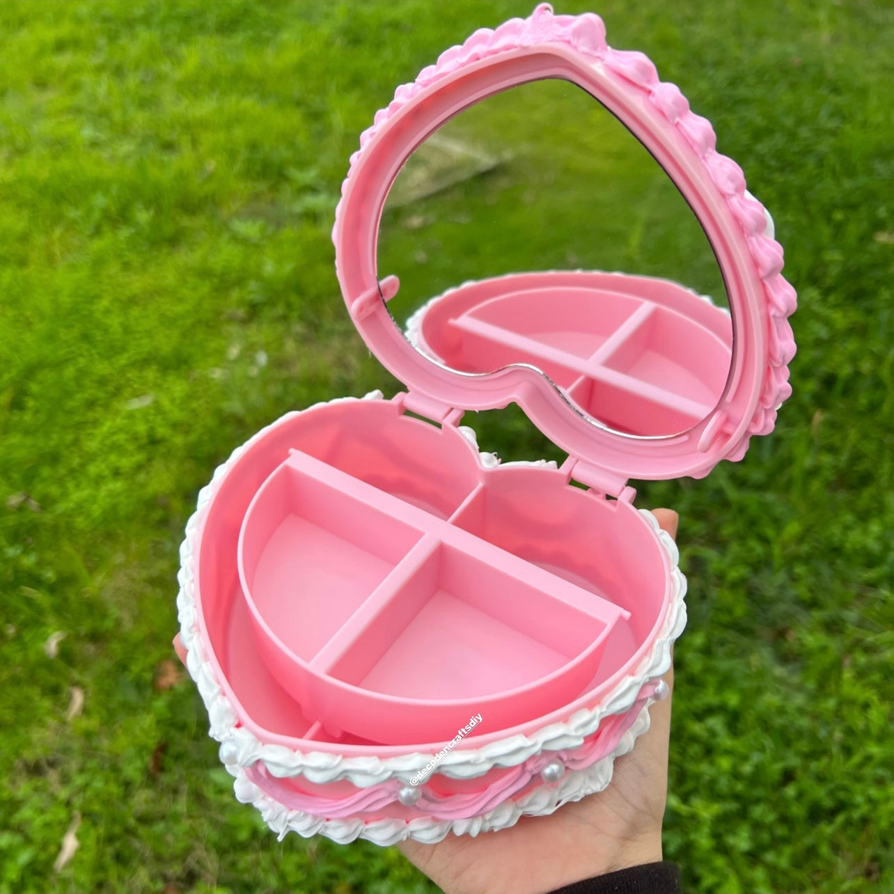 Custom Heart Shaped Storage Jewellery Box Kit