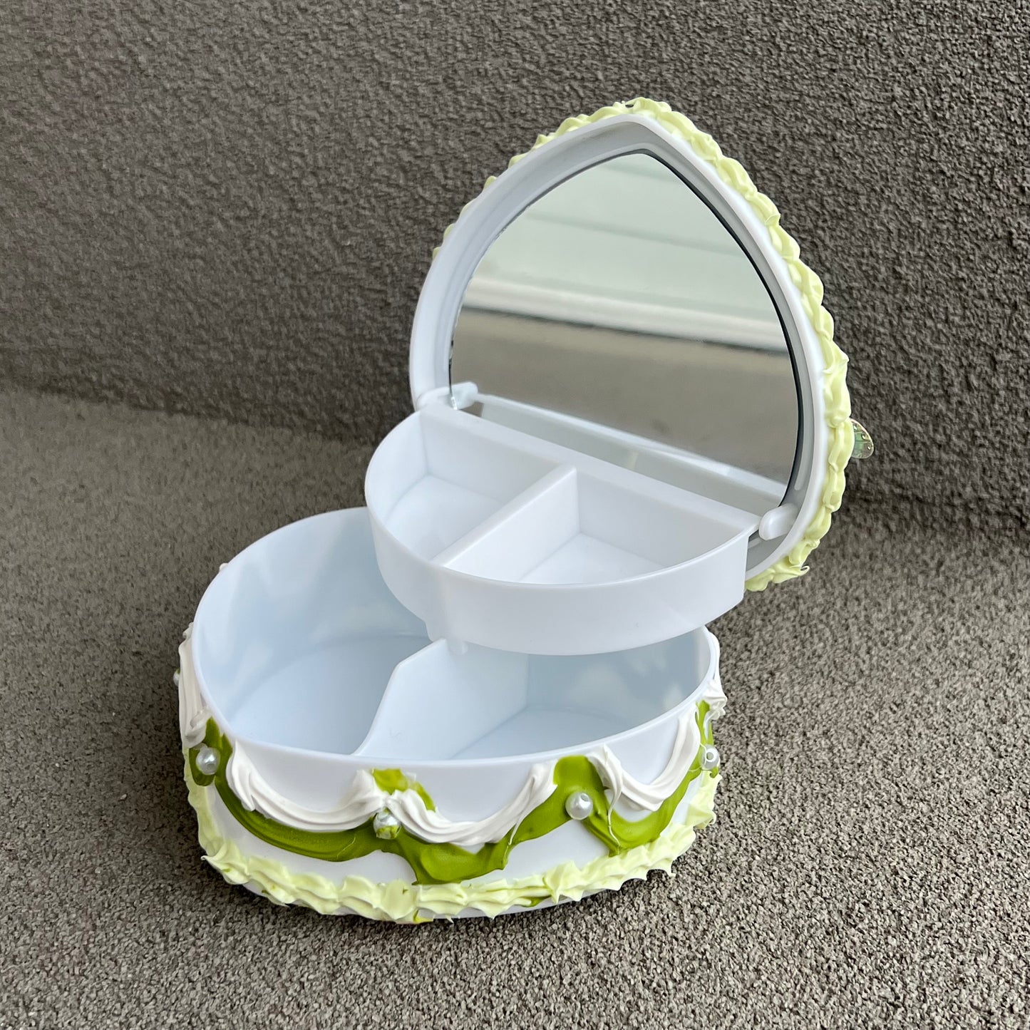 Custom Heart Shaped Storage Jewellery Box Kit